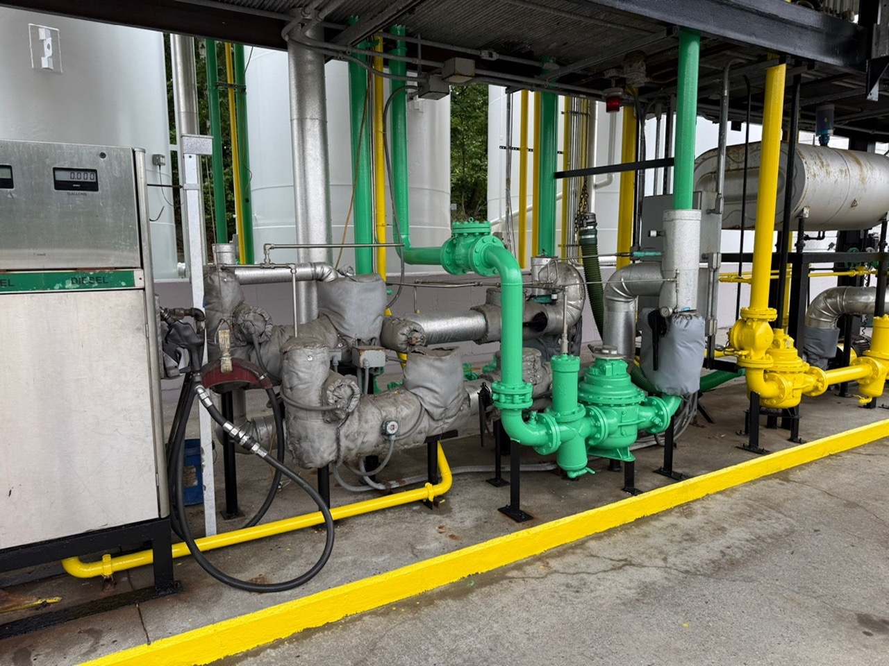 Industrial pipes and valves system painted